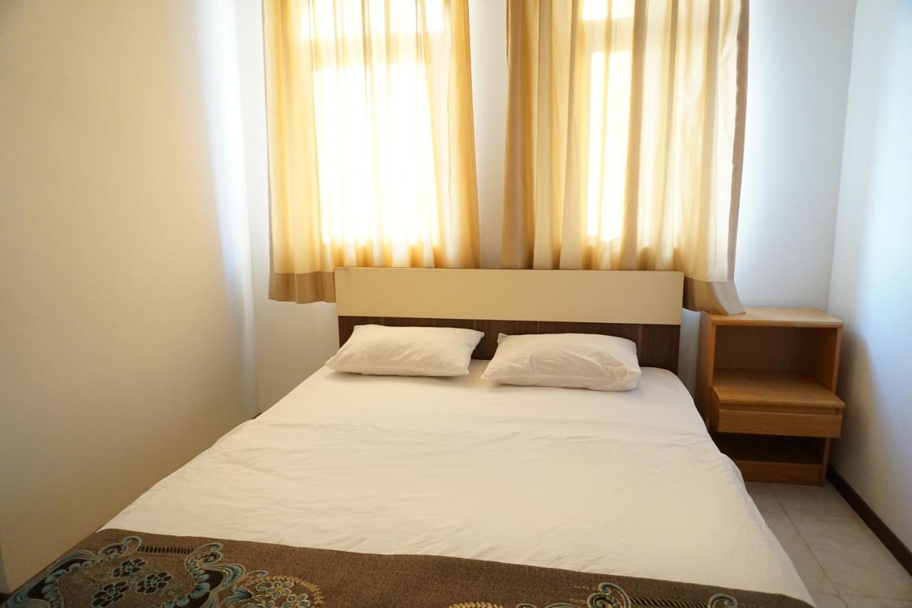 באקו White Horse Hotel מראה חיצוני תמונה