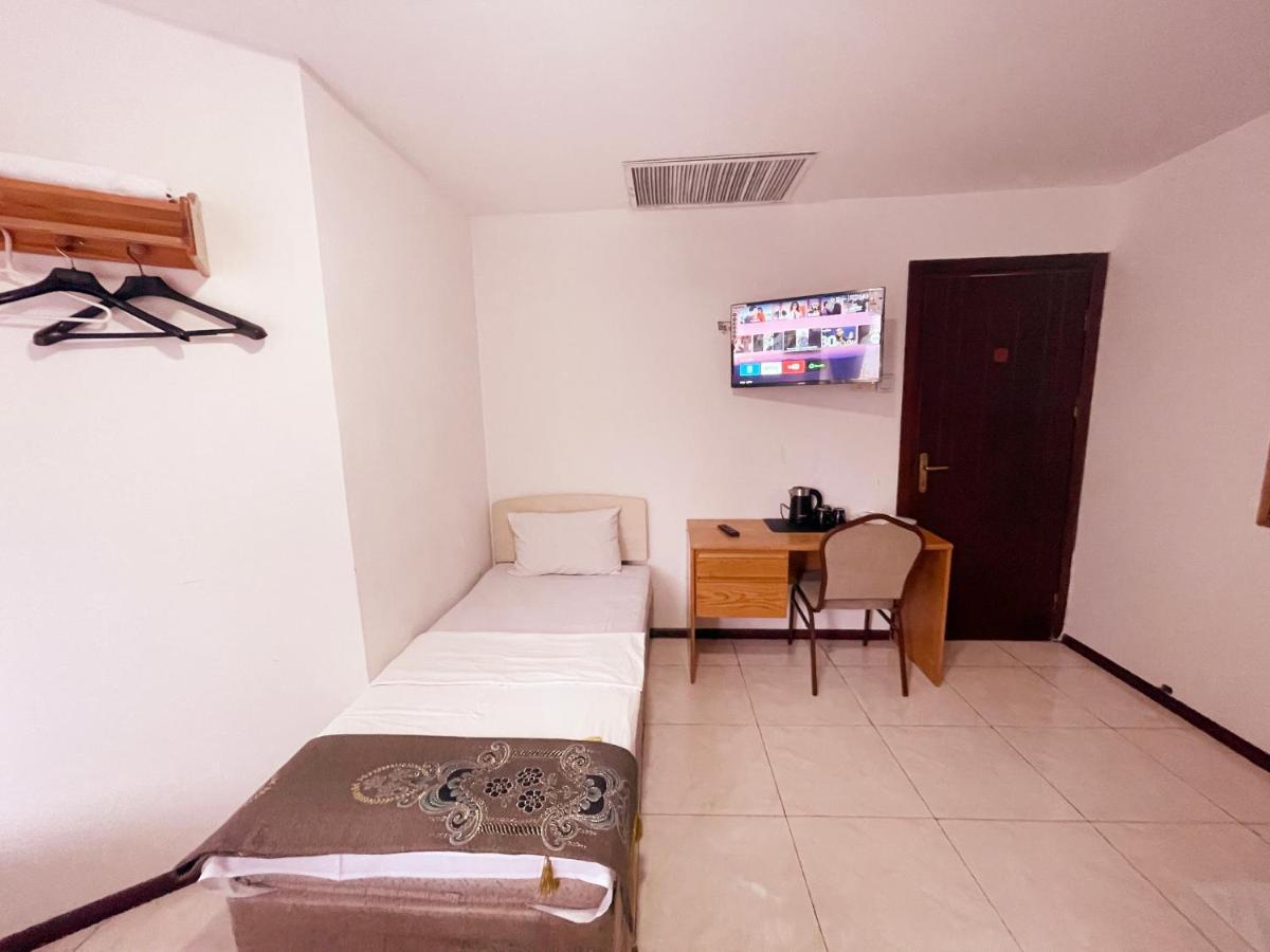 באקו White Horse Hotel מראה חיצוני תמונה
